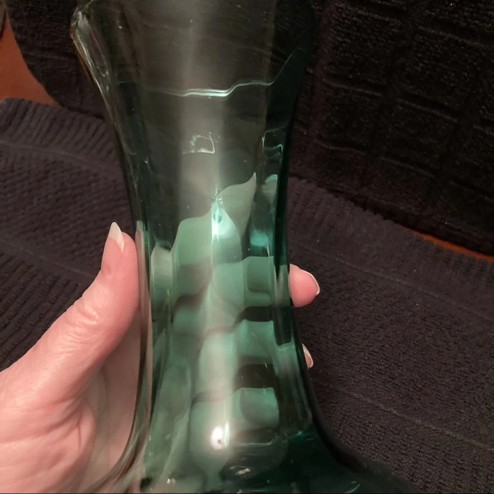 Vintage Hand Blown Green Glass Flower Vase with Swirl Pattern